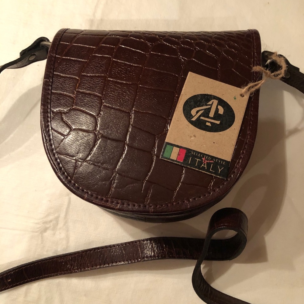 Small crossbody